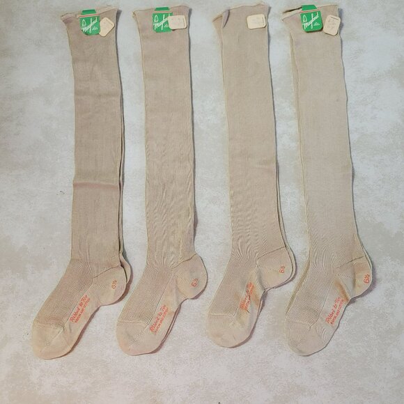 Vintage Children's Long Stockings 4 Pairs Mayknit Hosiery Rayon & Cotton 6 1/2 D - Picture 2 of 16